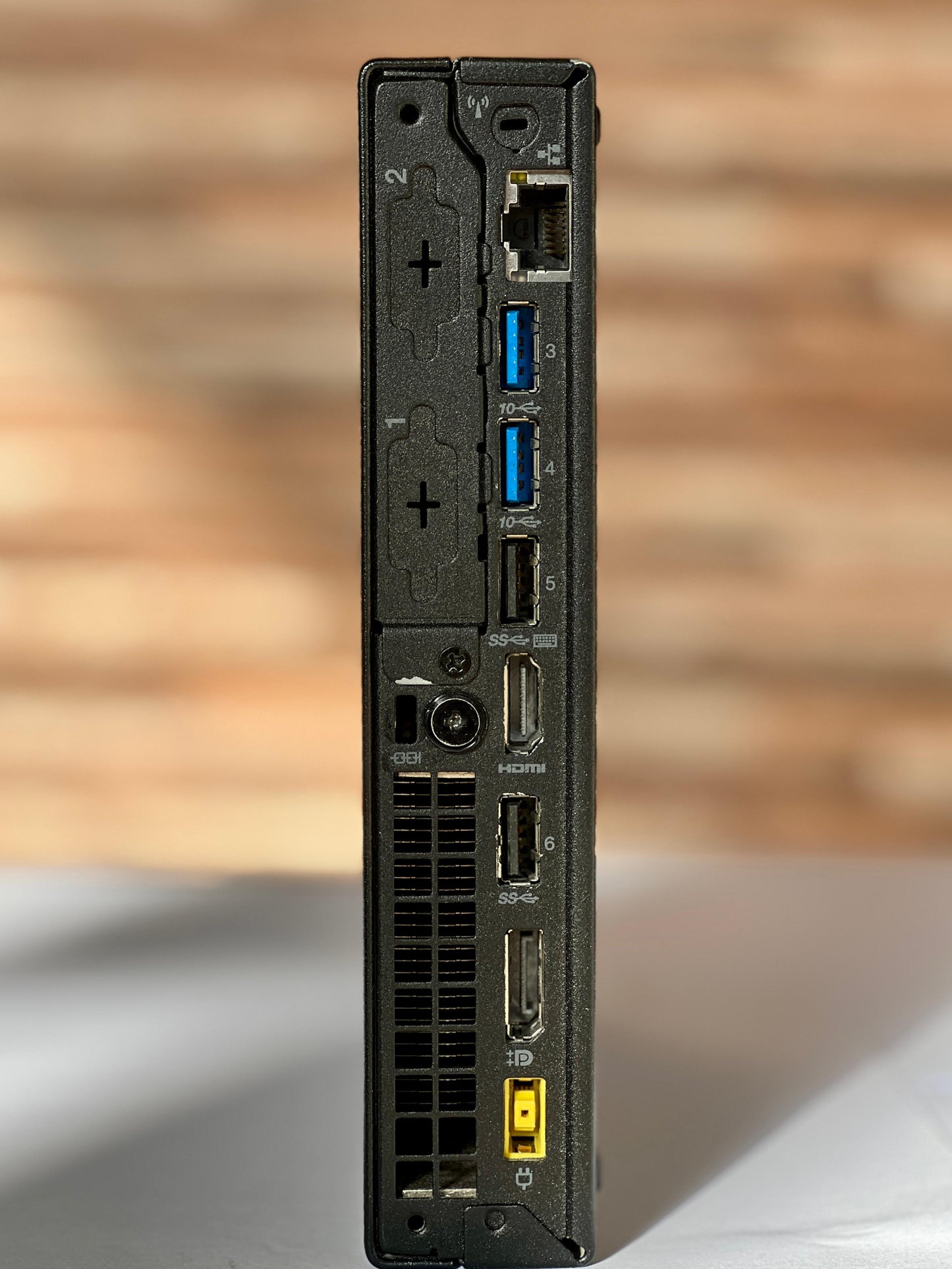 Lenovo thinkcenter M920q Gen 8